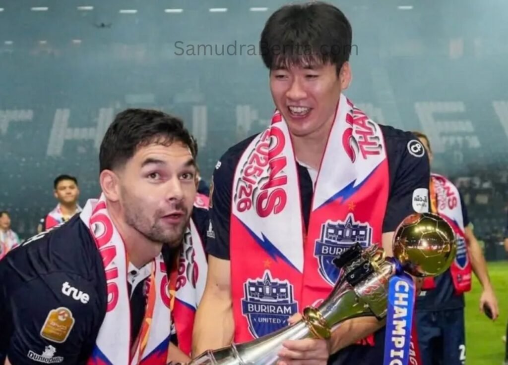Sandy Walsh Raih Gelar Juara Liga Thailand Bersama Buriram United - SamudraBerita.com