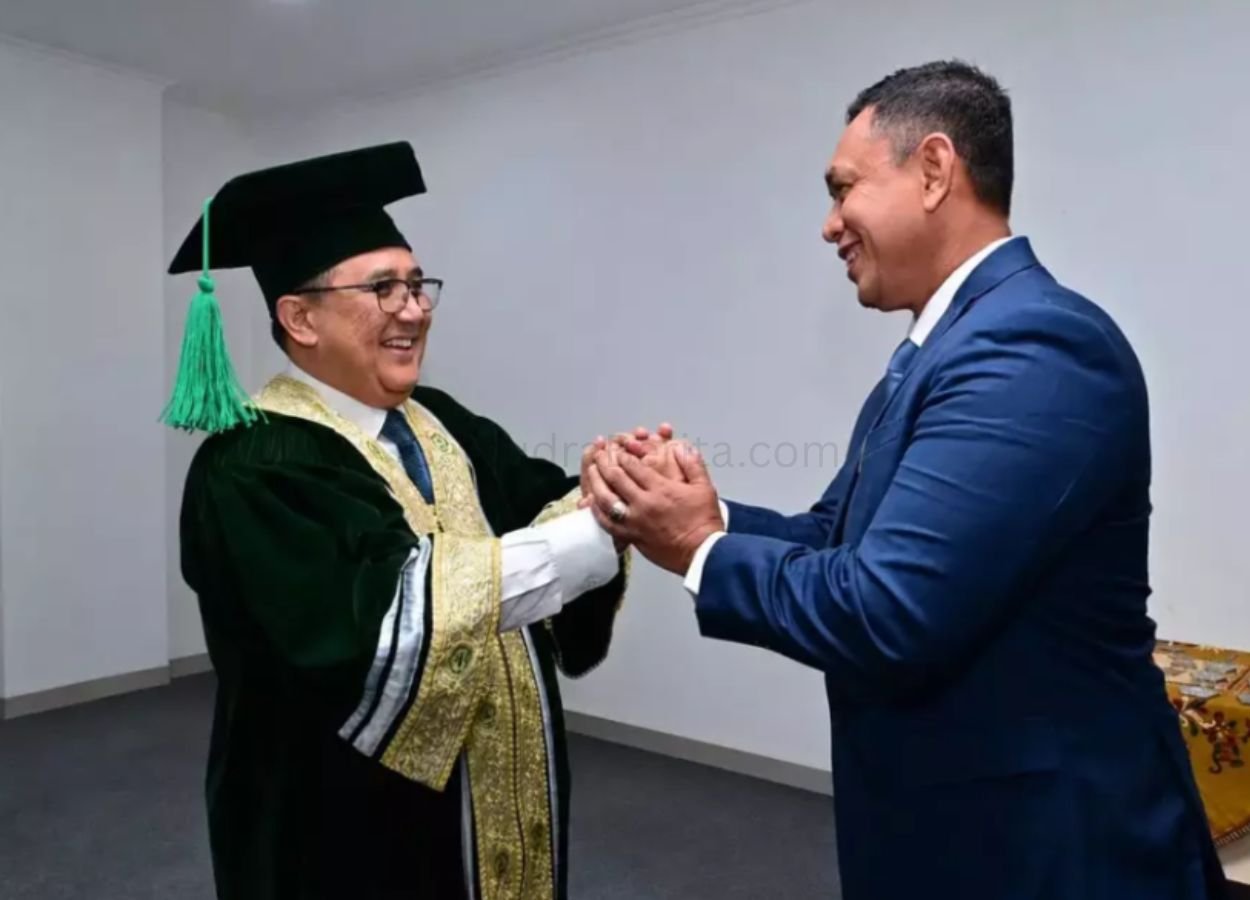 Dirut Bulog Hadiri Pengukuhan Profesor Kehormatan Anggota BPK RI, Soroti Penguatan Tata Kelola Pangan - SamudraBerita.com