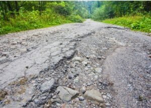 Jalan Rusak Picu Petisi Darah, Pemprov Banten Minta Pemkab Pandeglang Bertindak - SamudraBerita.com