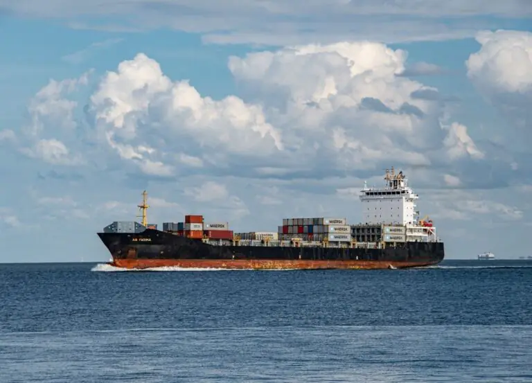 Iran dan Rusia Kutuk Serangan Kapal di Laut Kaspia, Ketegangan Regional Kembali Meningkat