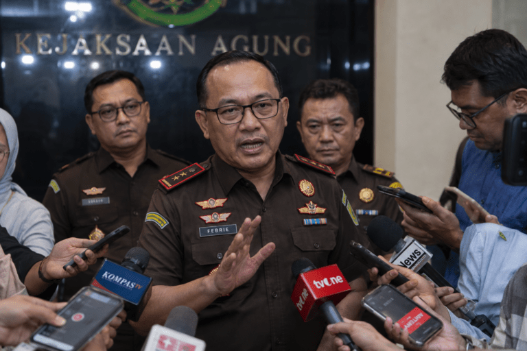 Jampidsus Tegaskan Uang dan Emas Sitaan di Cipete dan Sentul Bukan Miliknya